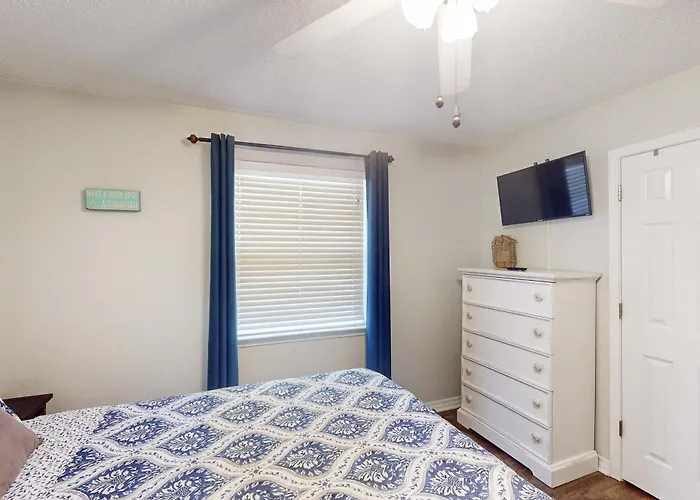 Holiday home Fun Seahorse With Gas Grill W&d & Pool Access - Walk To West