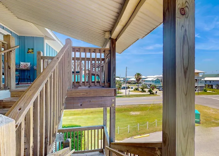 Holiday home Fun Seahorse With Gas Grill W&d & Pool Access - Walk To West Gulf Shores